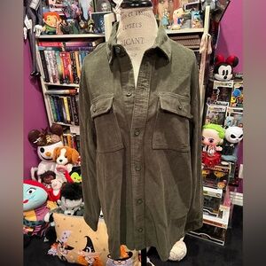 Hollister Men’s Corduroy Button down shirt